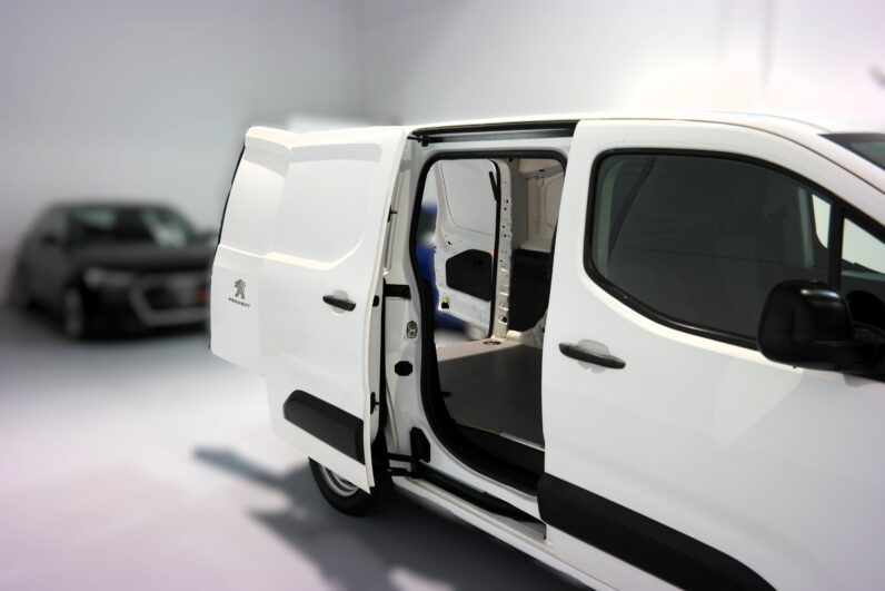 
								Peugeot Partner Van Segunda Mano Tarragona full									
