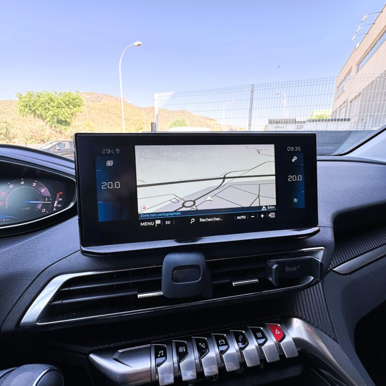 
								Peugeot 3008 Allure 1.2 Gasolina 130CV Segunda Mano Tarragona full									