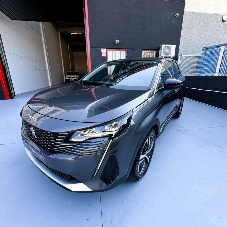 
								Peugeot 3008 Allure 1.2 Gasolina 130CV Segunda Mano Tarragona full									