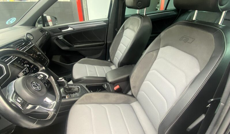 
								Volkswagen Tiguan R-Line 2.0 TDI DSG 150CV Automático 2020 de ocasión full									