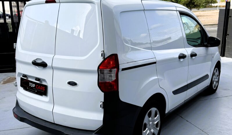 
								Ford Transit Courier 1.0 EcoBoost 100CV 2022 — Furgoneta Gasolina full									