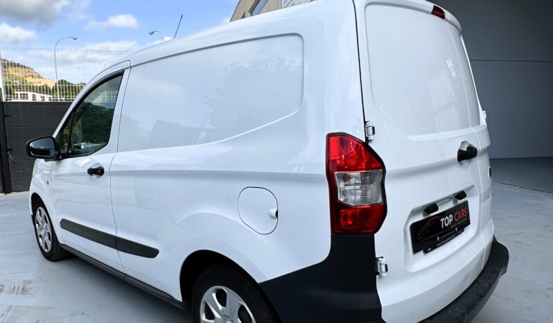 
								Ford Transit Courier 1.0 EcoBoost 100CV 2022 — Furgoneta Gasolina full									